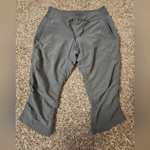 Kirkland Signature Women's Ruched Capris